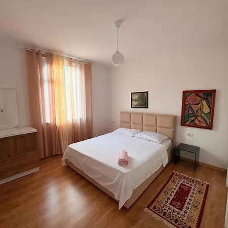 Tira Homes - Terra Appartamento Tirana